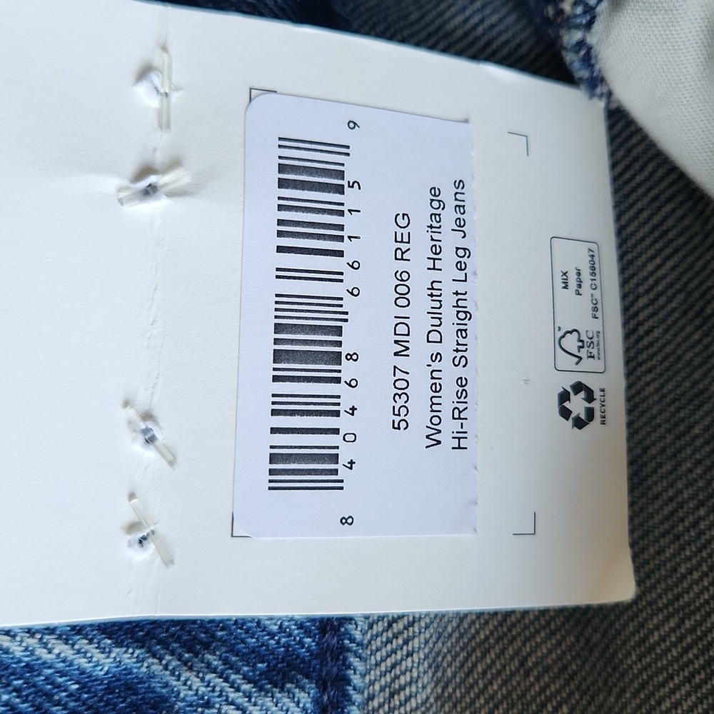 NWT Duluth Trading Co Womens Medium Wash Heritage Hi-Rise Straight Leg Jeans - Picture 9 of 9